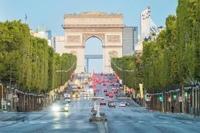 Image de 2 bedroom apartment in 8th arrondissement