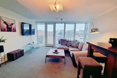 Image de 5 star Luxury Apartment in City Centre with views