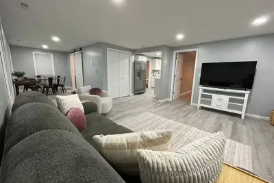 Image de Cheerful Downtown Apt 2bd/1ba