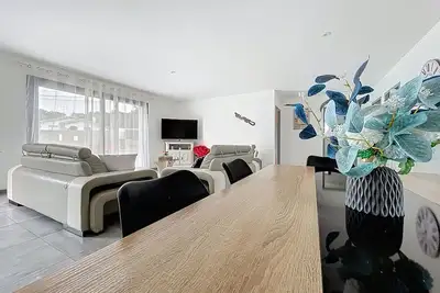 Image de Maison Lahourcade : terrasse privée, jardin privé et Wi-Fi