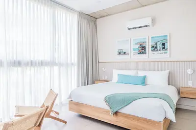 Image de Designer House with Private Pool & Golf Cart