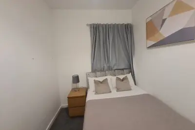 Image de Appartement-Moderne-Salle de bain privée