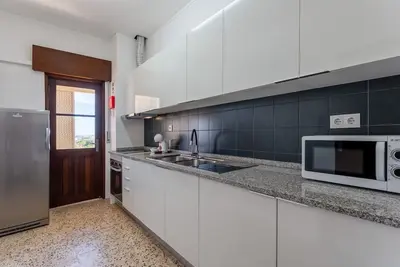 Image de T3 Acolhedor perto da Universidade by LovelyStay