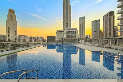 Image de First Class | 1br | Creek Escape · Modern Elegance