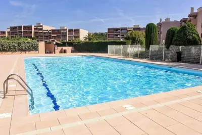 Image de Studio Cabine RÉSIDENCE Pieds Dans L’Eau, Vue Mer Piscine Plage Tennis Parking