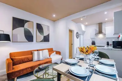 Image de Spacious 4br Stay | Parking | Near Etihad