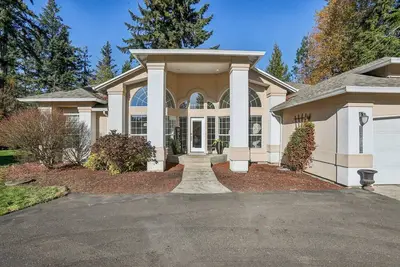 Image de Private 4-bedroom house close to I5 freeway.