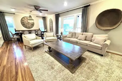 Image de La Terrazza - 3br/2. 5ba - Family Friendly