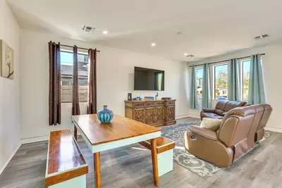 Image de 2 Mi to Dtwn Shops & Eats! Phoenix Apartment