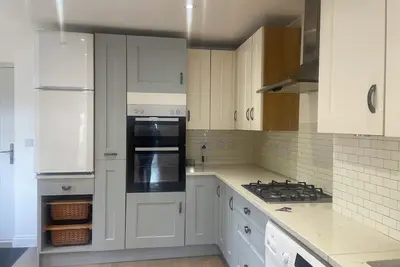 Image de Fully equipped family-sized flat offers everything you need for your stay.