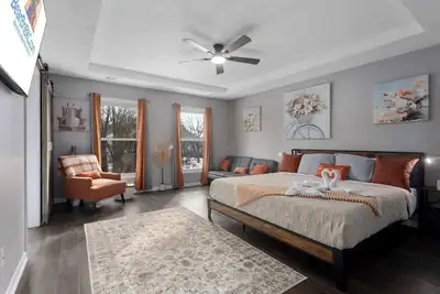 Image de New 5BRetreat w/ Game Room, Garage+Fast WiFi