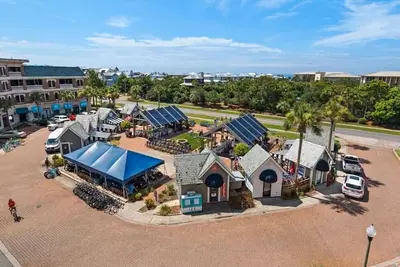 Image de Seacrest Coastal Blu - Chic, Calm, & Steps from the Beach