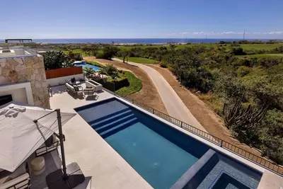 Image de 4br Ocean/Golf View • Pool & Transfers