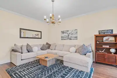 Image de The Main Stay - Steps from Ohio River, Shopping, & Dining on Main St