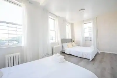 Image de Gorgeous Nyc Home - Prime Location + Easy Parking!