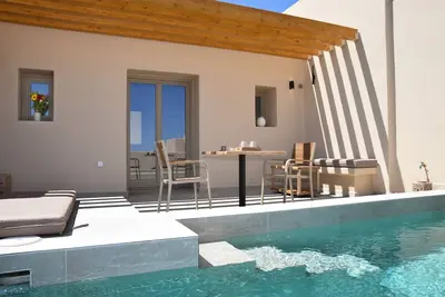 Image de Santorini - Villa - Sleeps 2 - Pool - Parking