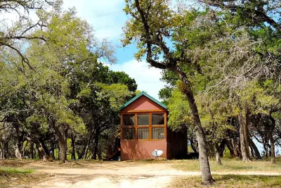 Image de Peaceful Pet-Friendly Cabin Rental in San Antonio Countryside, Texas