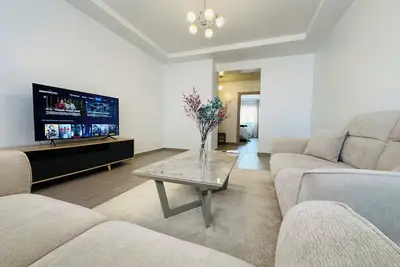 Image de 100m²• Gambetta • King Bed • Wi-Fi 240 Mbps