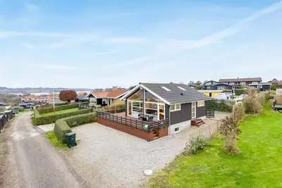 Image de \"Bundi\" - 25m from the sea by Interhome