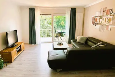Image de Appartement rénové à Olsberg, Sauerland, avec jardin commun, balcon privé et Wi-Fi