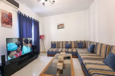 Image de Appartement chaleureux et moderne en plein Akid Lotfi
