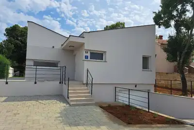 Image de Perfect 3-bedroom villa with private pool in charming Valbandon