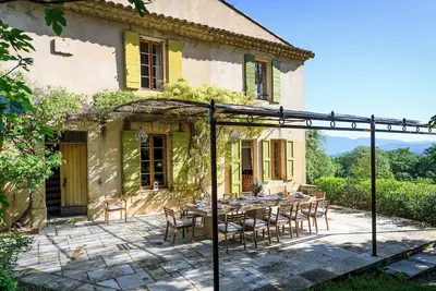 Image de La Bohème, bastide exceptionnelle dans un parc immense.