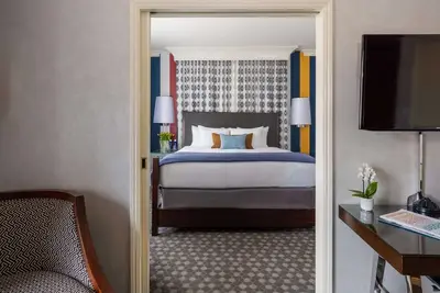 Image de Steps to Union Square | Pet Friendly + Valet Parking