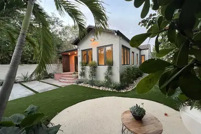 Image de A serene blend of Nordic minimalism and Mediterranean House