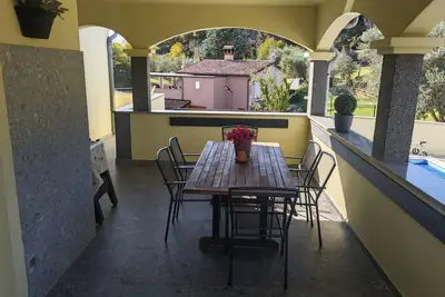 Image de Flora Apartment with pool by Villas Guide