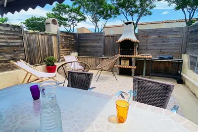 Image de V0782 - Villa climatisée 6 couchages dans résidence sécurisée avec parking.