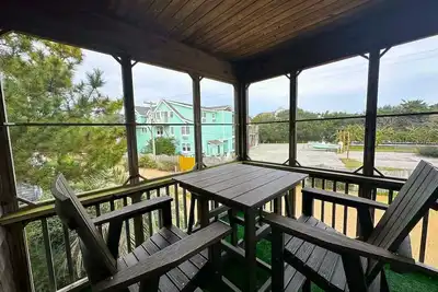 Image de Cv7:     North Point