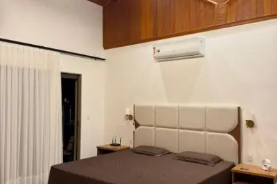 Image de Suite with Garden View #1