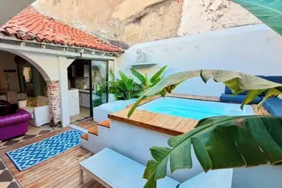 Image de Colonial House in Old Town 5 Rooms 15 Guests best area
