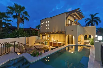 Image de @ Marbella lane - Stylish Private Villa+OceanViews