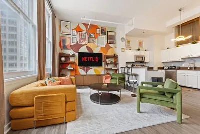 Image de Downtown Indy Retreat-Near Hotspots-Sleeps 14