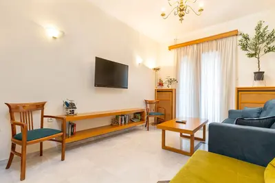 Image de Soul of Sun - Large 85sqm Luxury Apartment with Balcony in Chania City Center