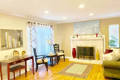 Image de Gorgeous 3-bedroom house in delightful Carson neighborhood perfect for families