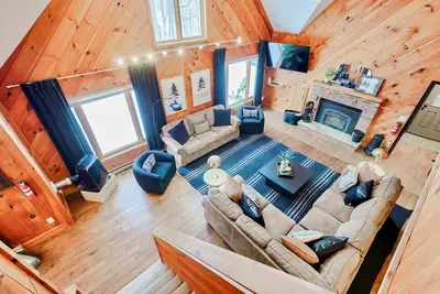 Image de 10 Mins to Mount Snow•Hot Tub•Barrel Sauna•Game Room•Fire Pit•Pet Friendly