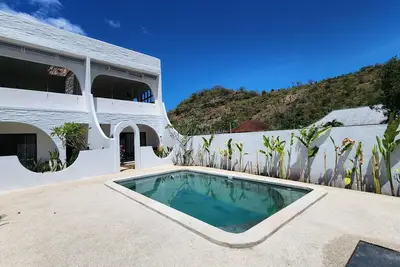 Bnaya Villa Riverside