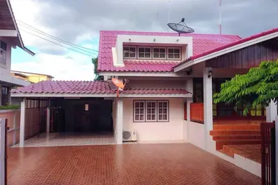 Image de Buriram La grande maison de la ville