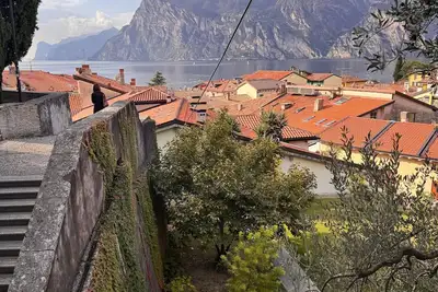 Image de Appartement 'Torbole Lake View Retreat' avec vue sur le lac, jardin privé et Wi-Fi