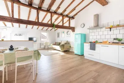 Image de el atico del rio de la pila