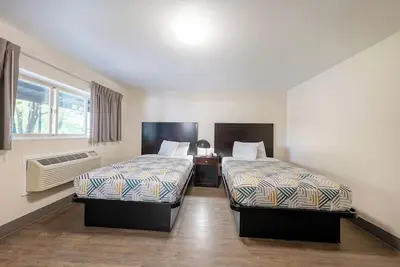 Image de Comfortable Room Near Public Transit – Great Value