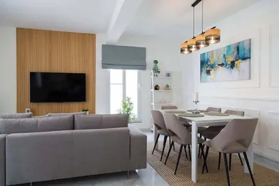 Image de Luna Apartment 4 - Discover Modern Luxury by the Sea