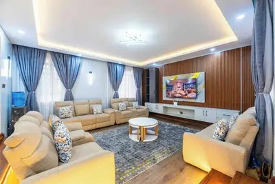 Image de Escape to a Peaceful and secure retreat at Golf View Estate Thika.