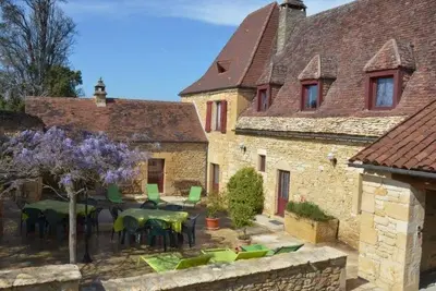 Image de Gîte charmant pour 12 avec WiFi, animaux admis et parking près de Sarlat