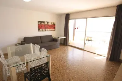 Image de Appartement spacieux à Salou, proche plage, terrasse & parking inclus