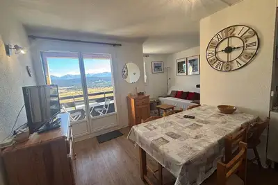 Image de Appartement T3 aux Angles avec balcon et vue lac