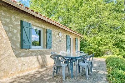 Image de Gite Cantou – Maison de vacances conviviale avec piscine chauffée partagée au cœur du Périgord Noir